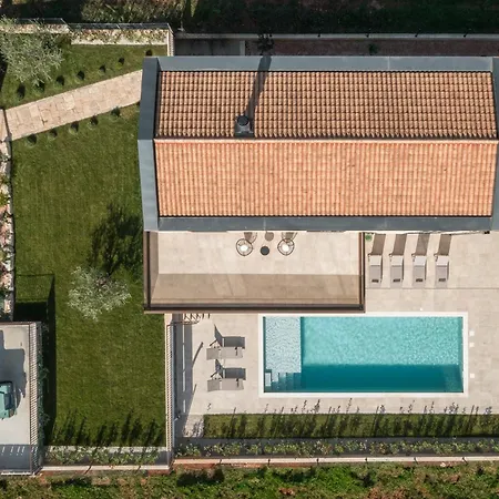 Villa Moia In Kastelir Каштелир
